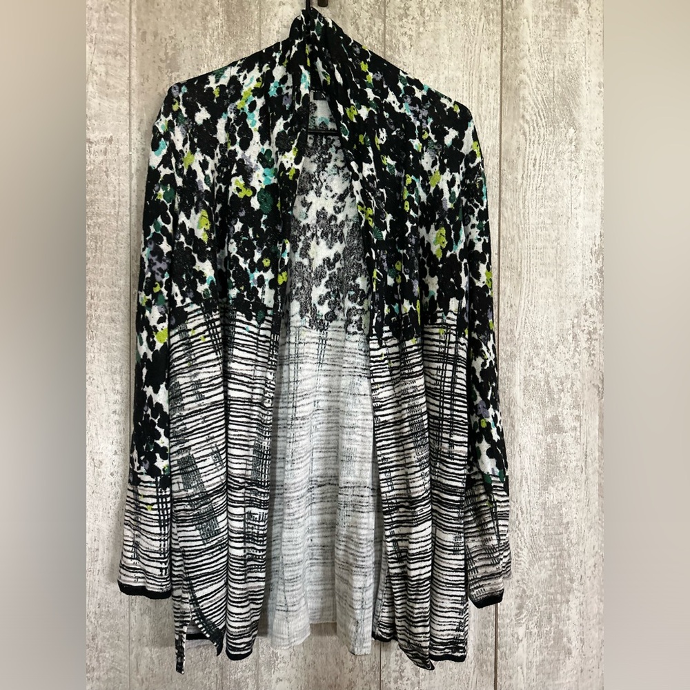 Womens PetiteLarge duster length linen blend sweater. Gorgeous design.